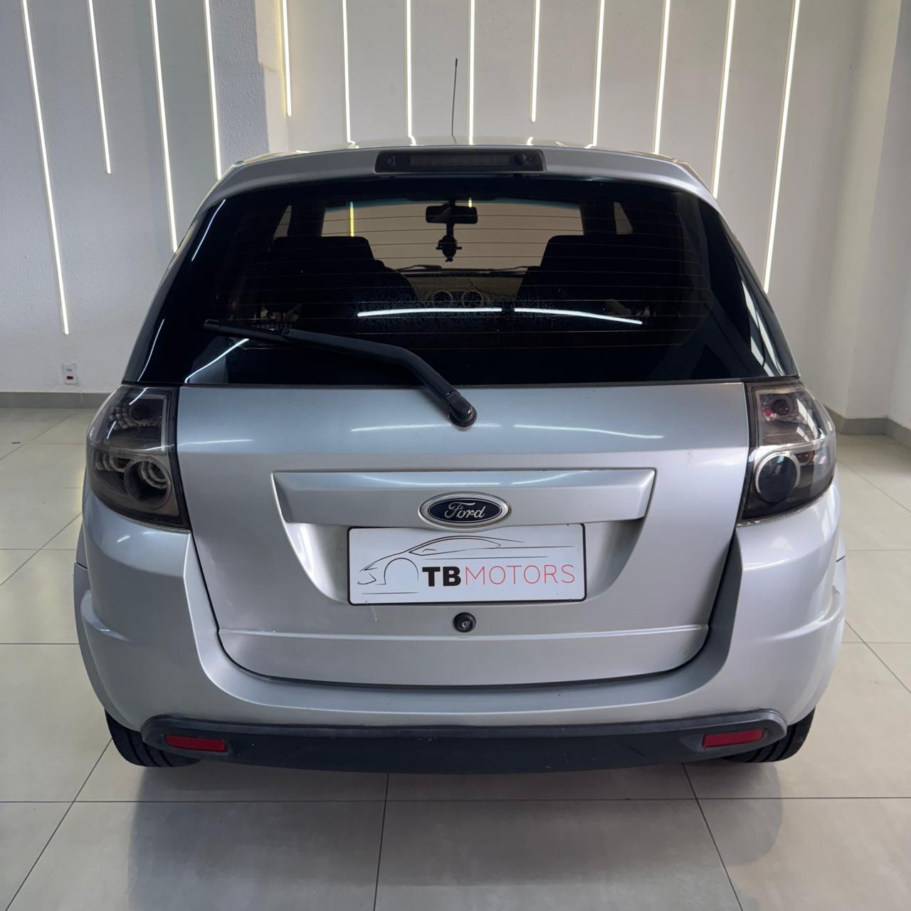 275e0ac7-3783-4961-8319-a4194875ff4b