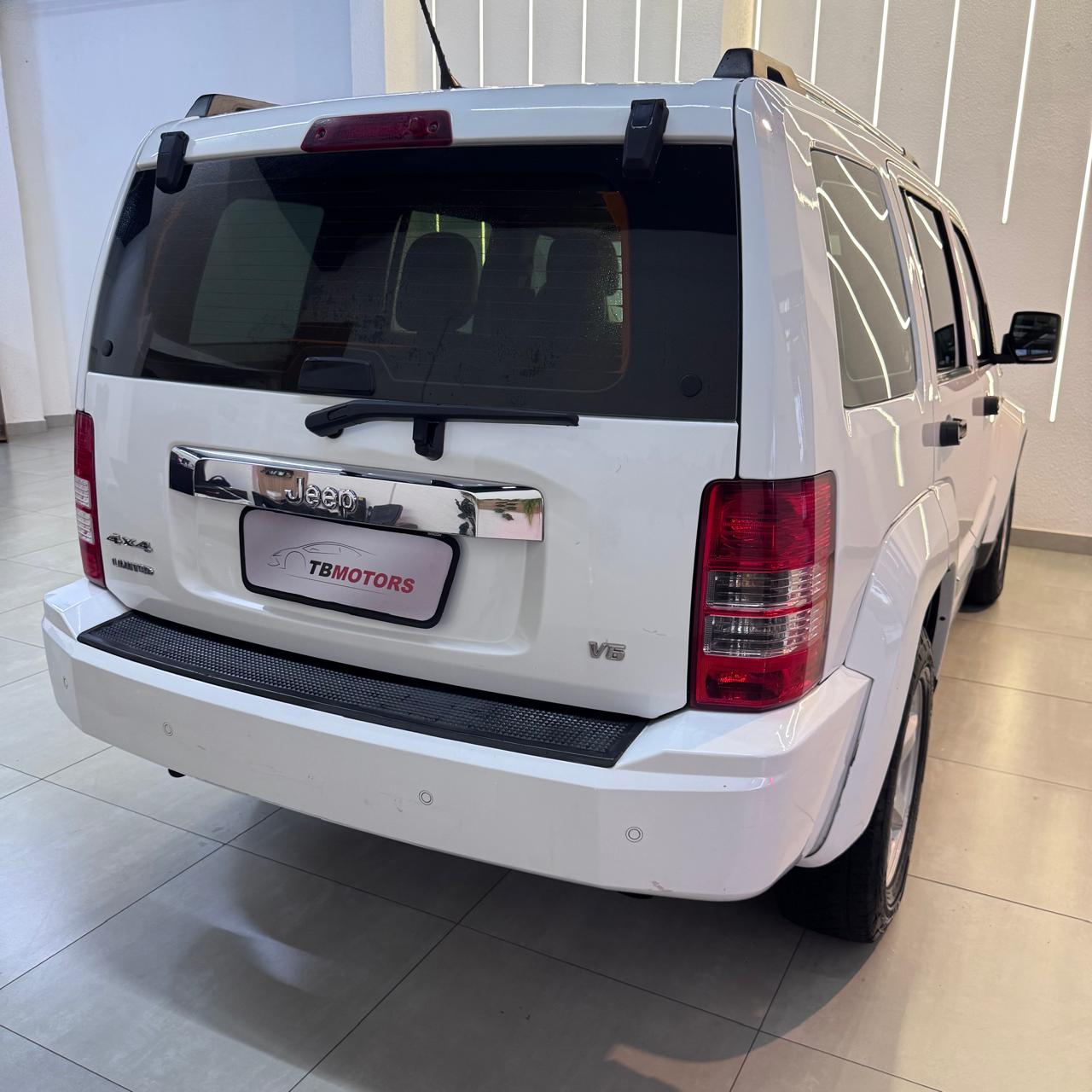 1ec9e21c-ffcc-48e1-957f-d18685c4c9f5