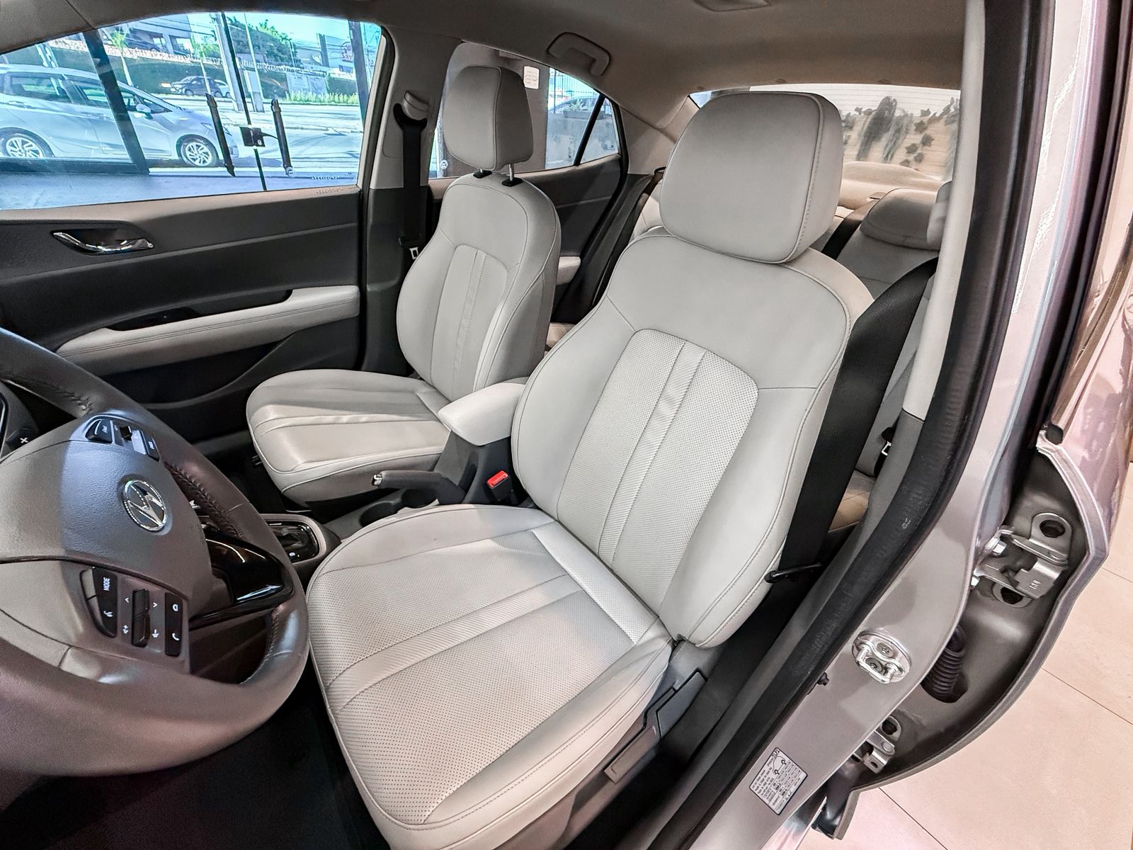 2bb9fd64-bfcd-4a6f-9b05-70a8c0791e5d