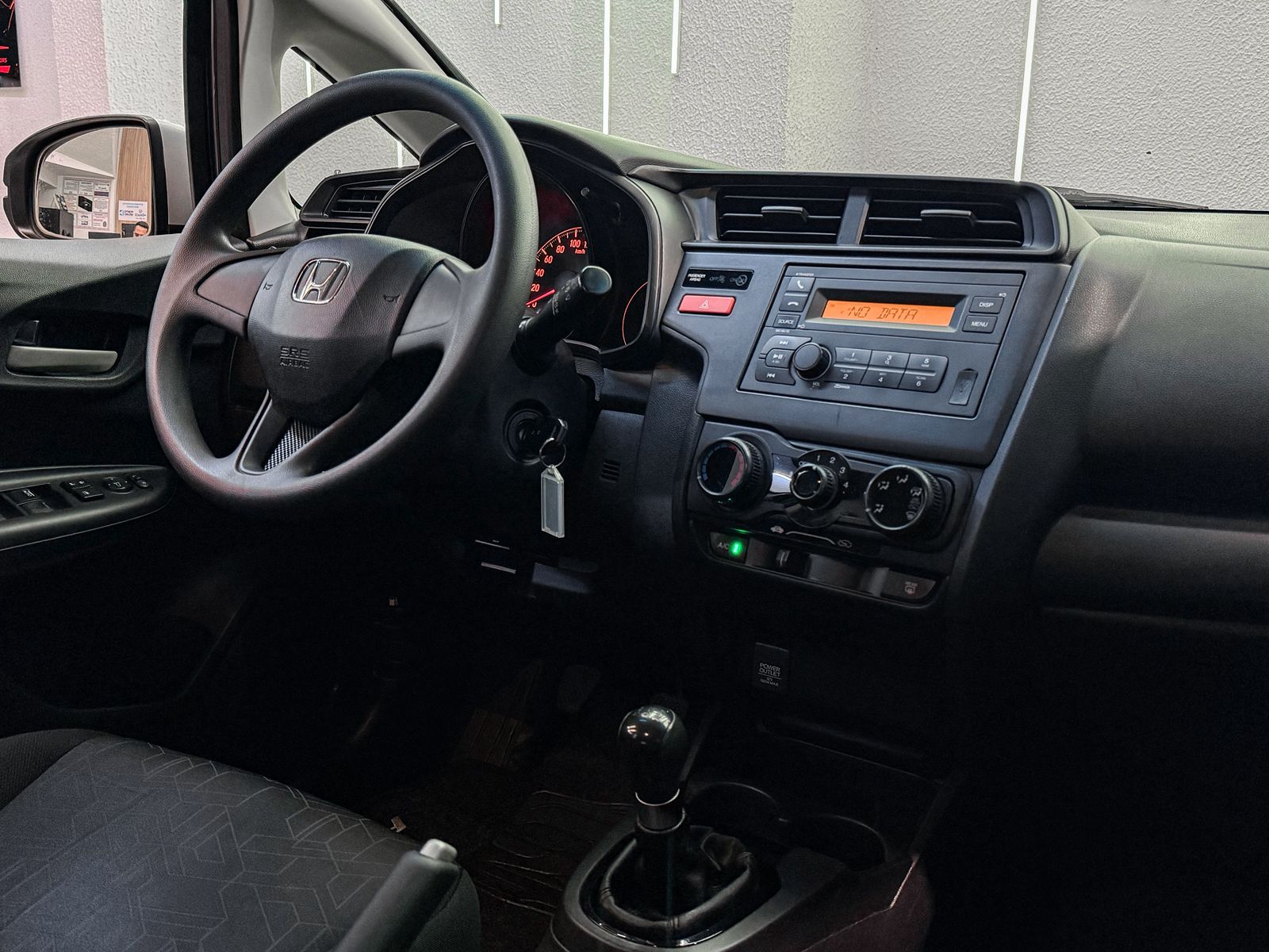 60fa1859-a8f9-4d3d-ba64-a44bf29e1014