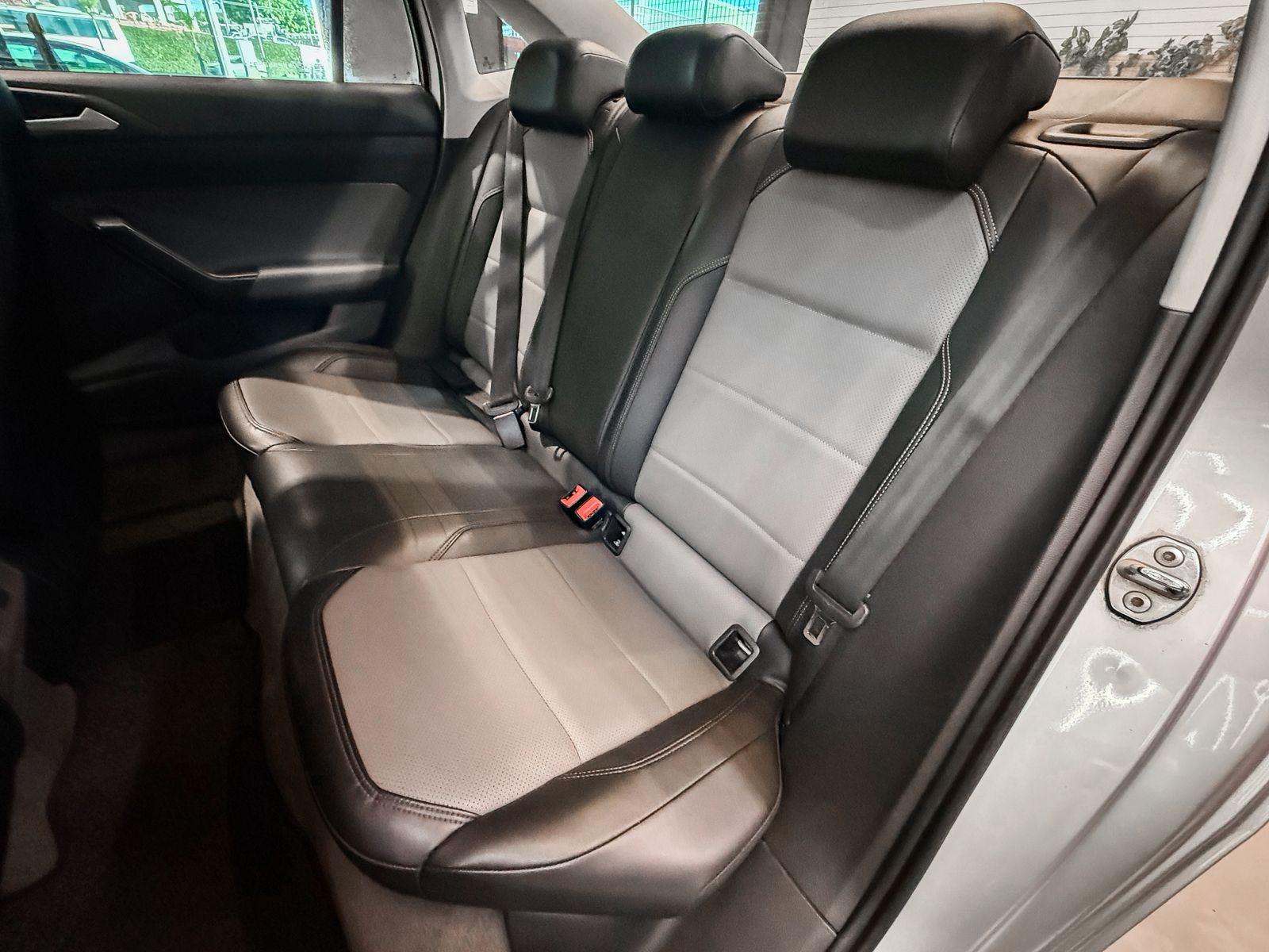 b5cbe2d0-f0cc-4035-a996-9e65bd3aca21