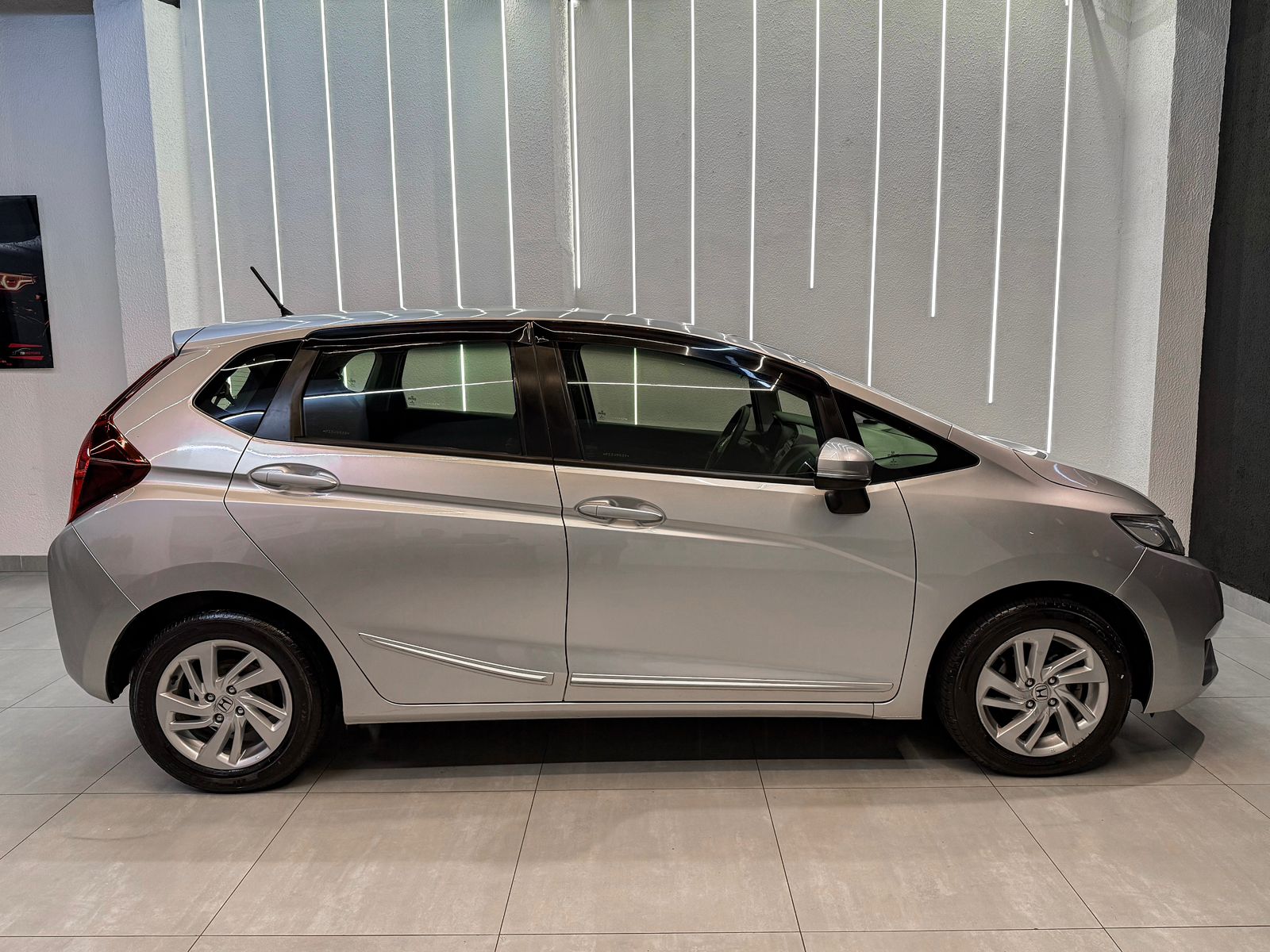 e756dd53-71d9-4a47-80b1-9f43d853cd0d